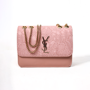 Floral-Textured crossbody bag, with Chain Strap